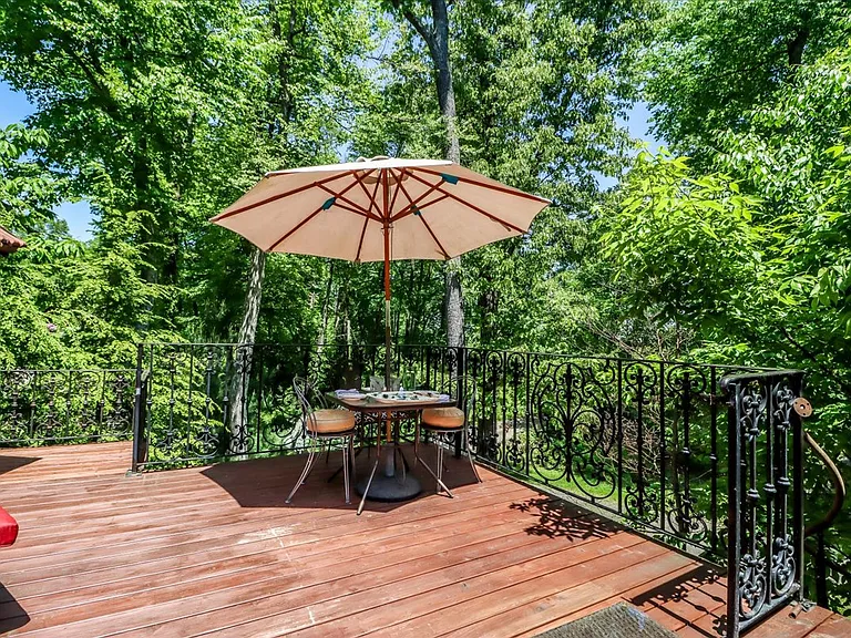 17 Hemlock Rdg — Photo 13