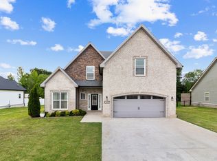 1072 Chagford Dr, Clarksville, TN 37043