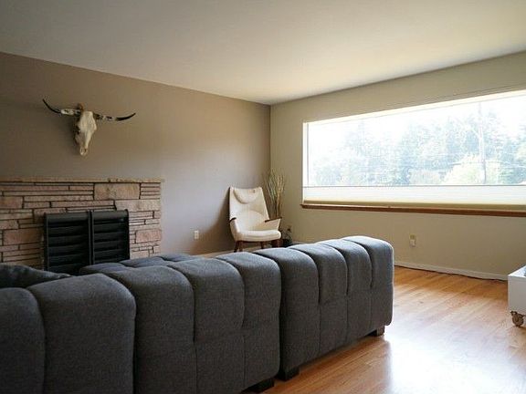 More natural light, tile entry and dinner is ready!