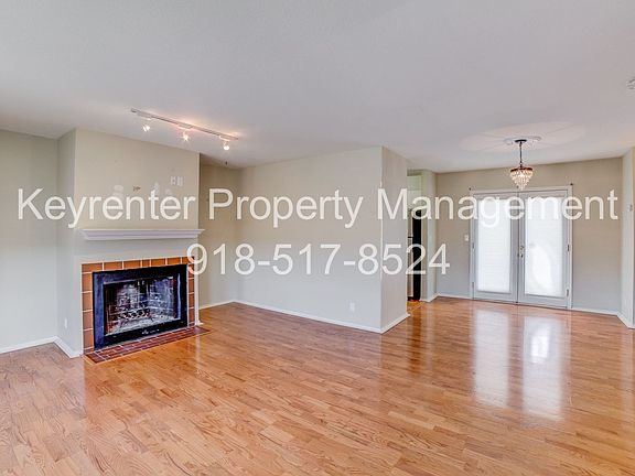 3rd image of 1303 S Lawton Ave APT E