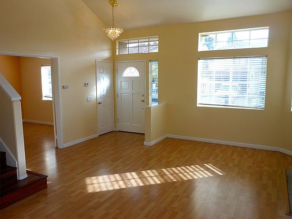 3rd image of 773 Marbella Cir