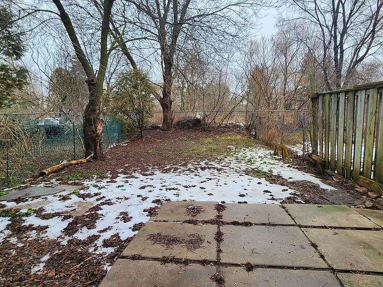 725 Cricklewood Dr #5 — Photo 22