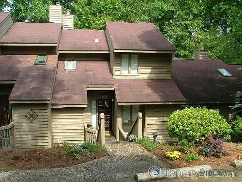 1st image of 72 Stoneridge Dr