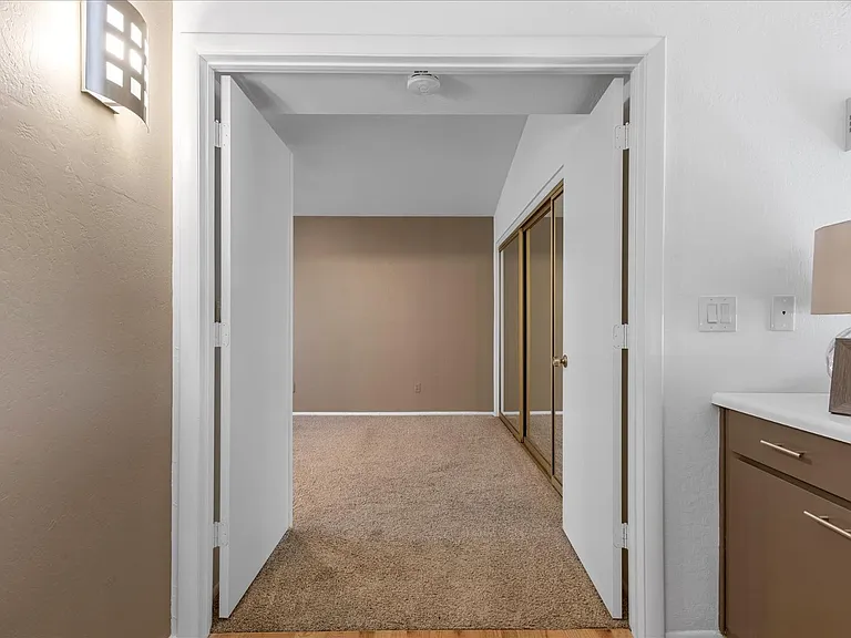 18416 N 46th Pl — Photo 17