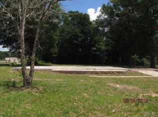 6894 Joyce Dr, Milton, FL 32570