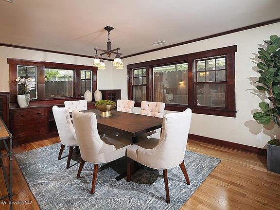 5th image of 2367 Holliston Ave