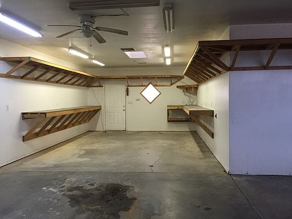 3rd image of 16330 S Johnson Ln