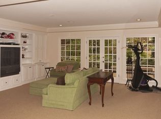 685 Starlight Ln NE, Sandy Springs, GA 30342