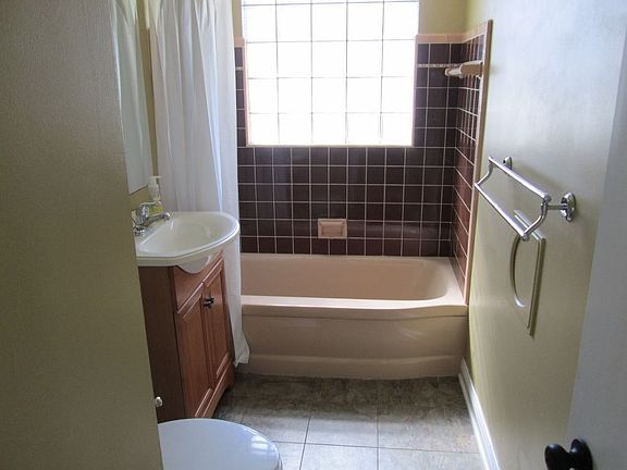 Upstairs Bathroom