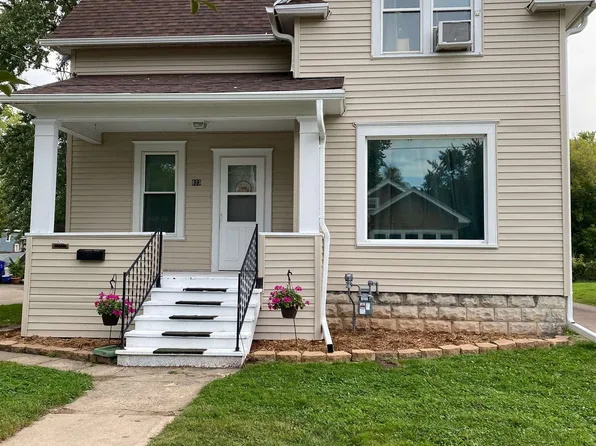 823 W Oklahoma St, Appleton, WI 54914