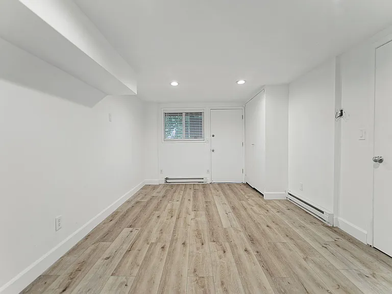 3801 SW Hamilton St — Photo 17