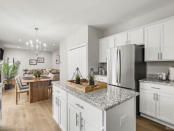 3rd image of 140 Jordyn Way