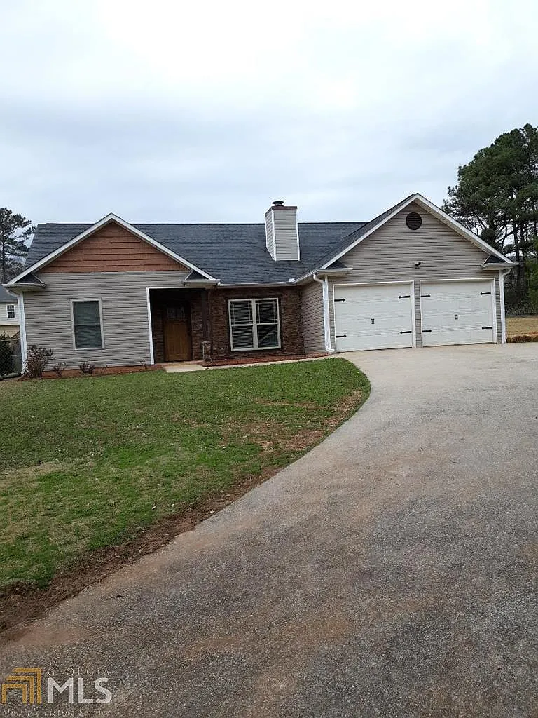 2741 Britt Dr photo 1