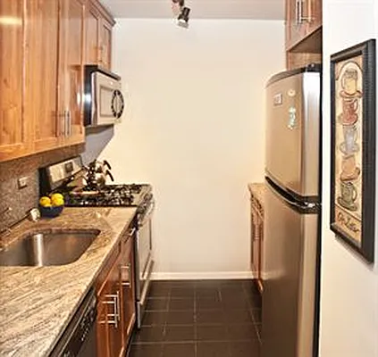 Sold by Douglas Elliman | media 14