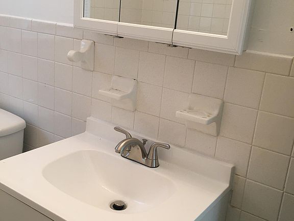3rd image of 141 Mather St APT 6