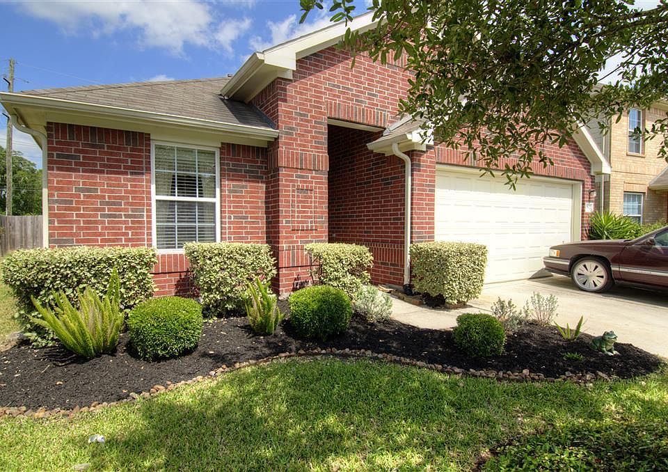 1st image of 13942 Brayford Place Ct