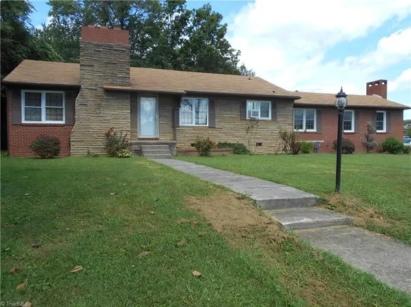 606 Parkway Blvd, Reidsville, NC 27320