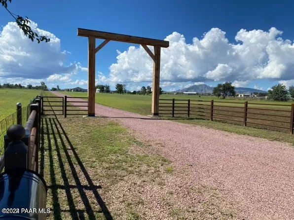 579 W Road 1 S, Chino Valley, AZ 86323