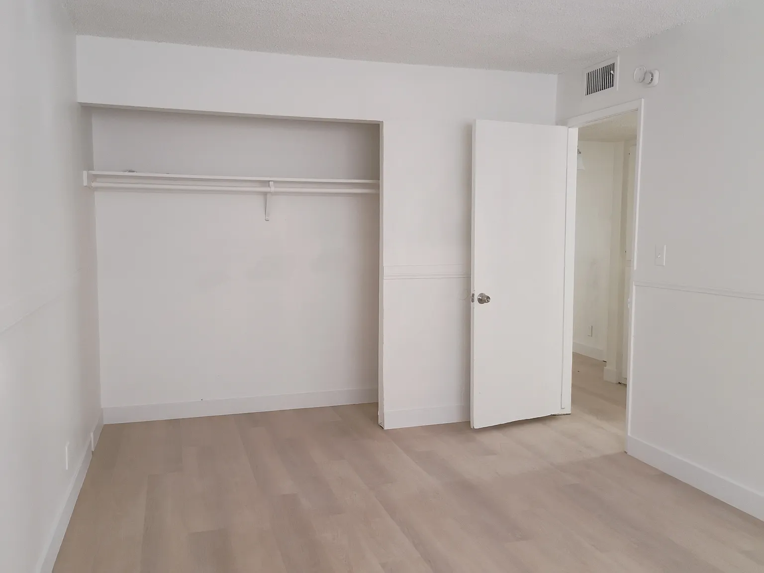 Kolson Cir, Las Vegas — Photo 4