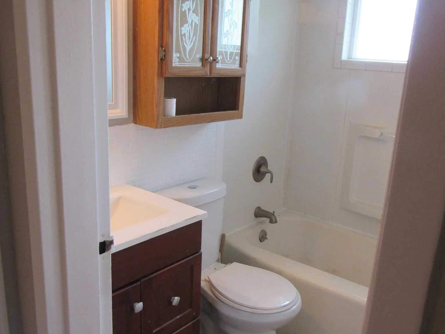 2 bed, 947 sqft, $1,075 — Photo 4
