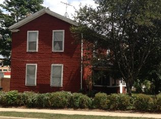 218 Indiana St, Saint Charles, IL 60174