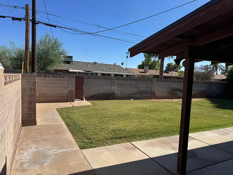 27 E Balboa Dr — Photo 22