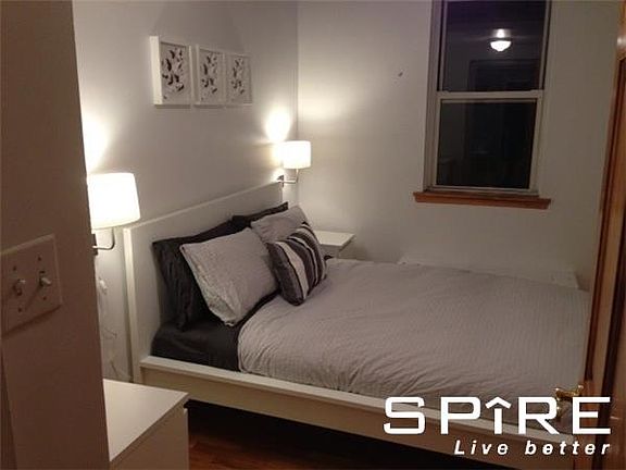 4th image of 107 W 69th St APT 2B