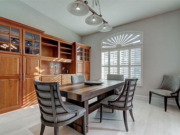 3rd image of 21601 Trumpeter Dr