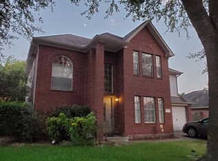 7914 Sundance Ct, Baytown, TX 77521