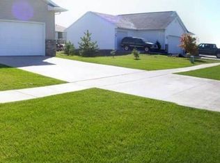 301 Highland Ave, Fairfax, IA 52228