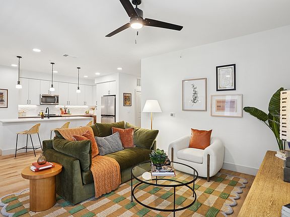 2nd image of 501 E College St #3402