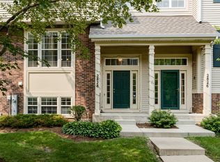 2828 N Greenwood Ave, Arlington Heights, IL 60004