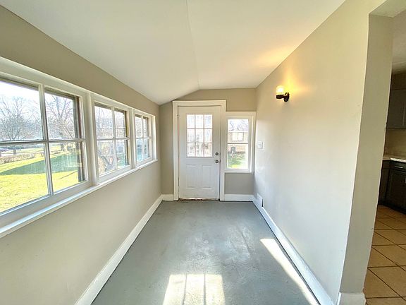 3rd image of 4600 Philadelphia Dr