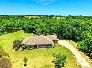 445 Preakness Place Rd, Van Alstyne, TX 75495