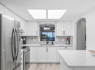 310 Pym St S #4, Parksville, BC V9P 2P4