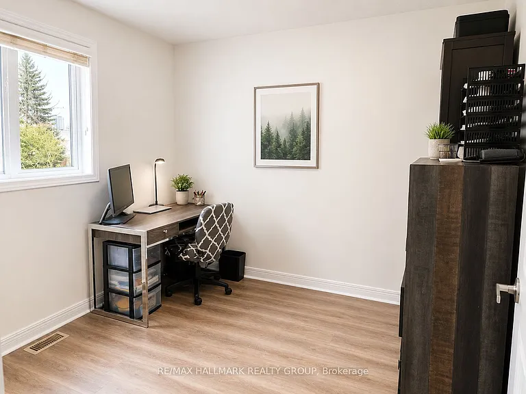 1374 Chicory Pl — Photo 19