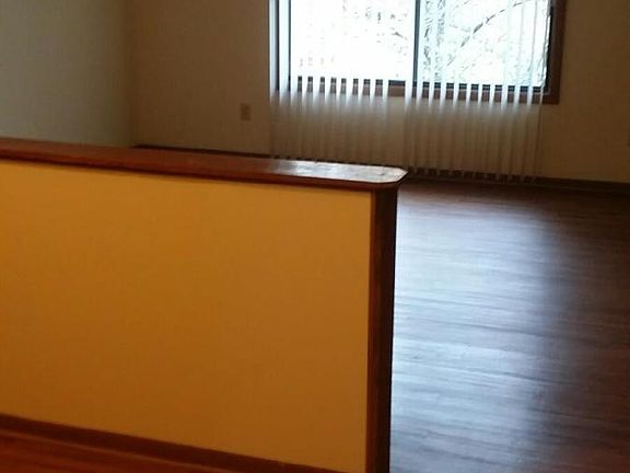 Living room/ kitchen