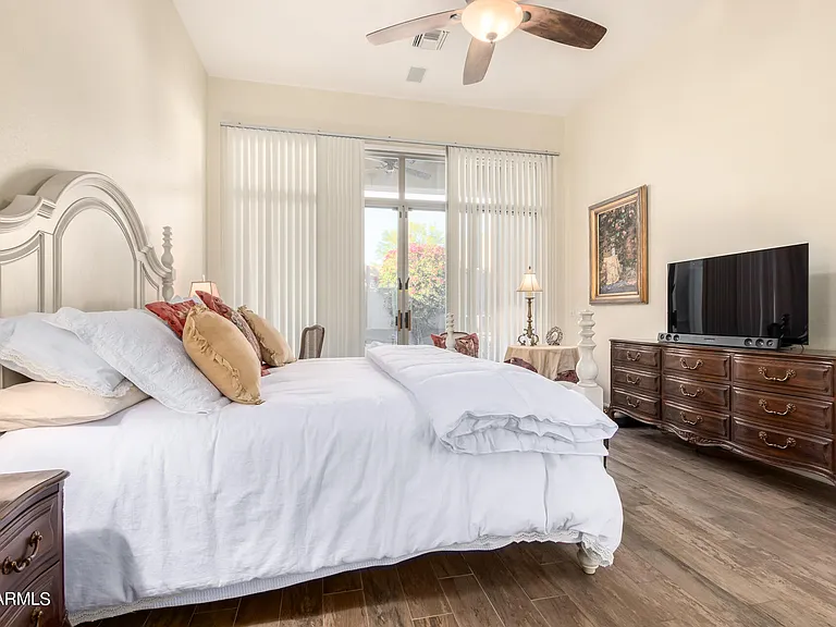 10602 E Blanche Dr — Photo 18
