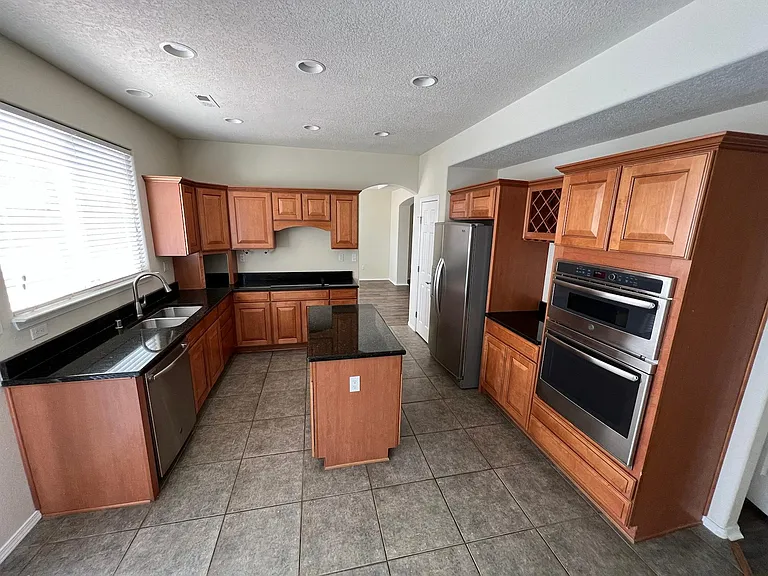 2736 Corte Marbella SE — Photo 10
