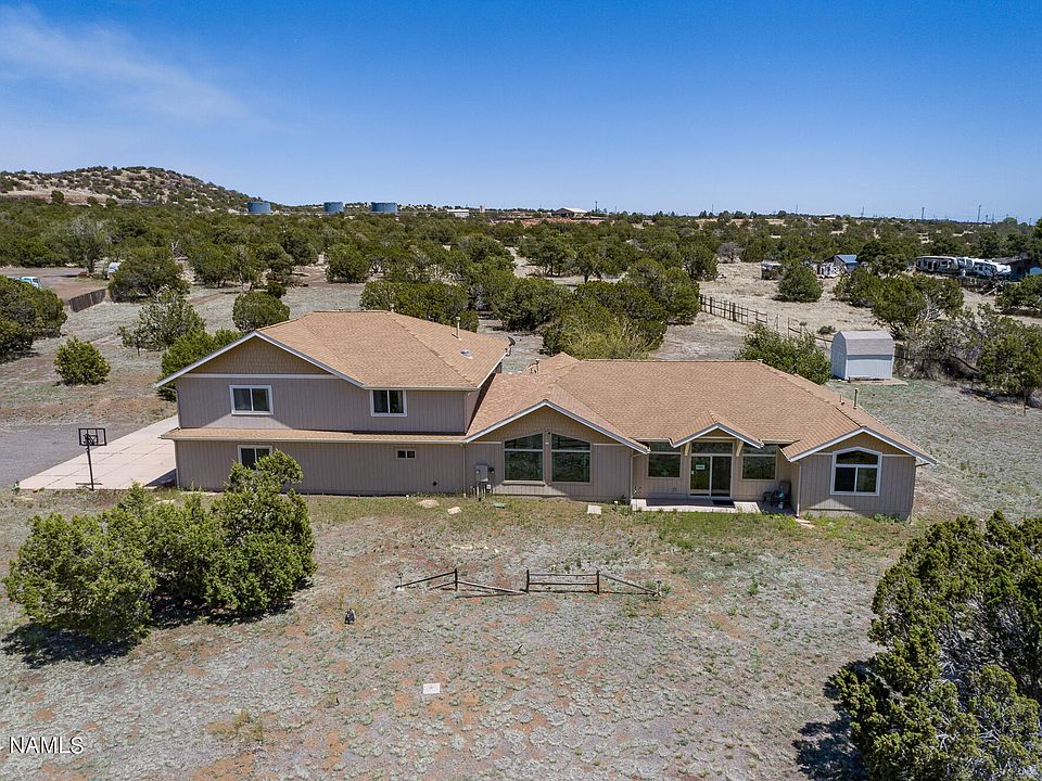 Wyjolno  4 Tires Falken Azenis RT615K+ 205/50ZR15 205/50R15 89W XL High