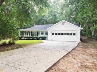 135 Oaklake Dr, Covington, GA 30016