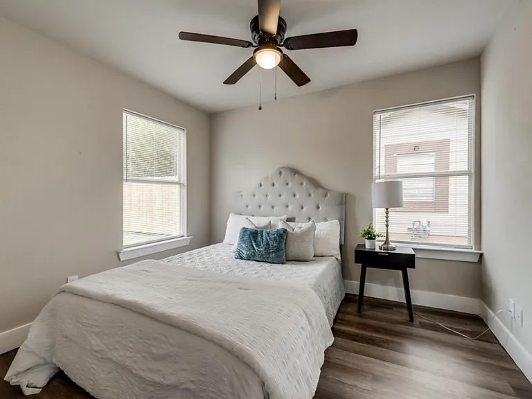 1215 Fannin St — Photo 6