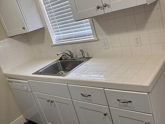 2nd image of 1217 NW 33rd St #1/2