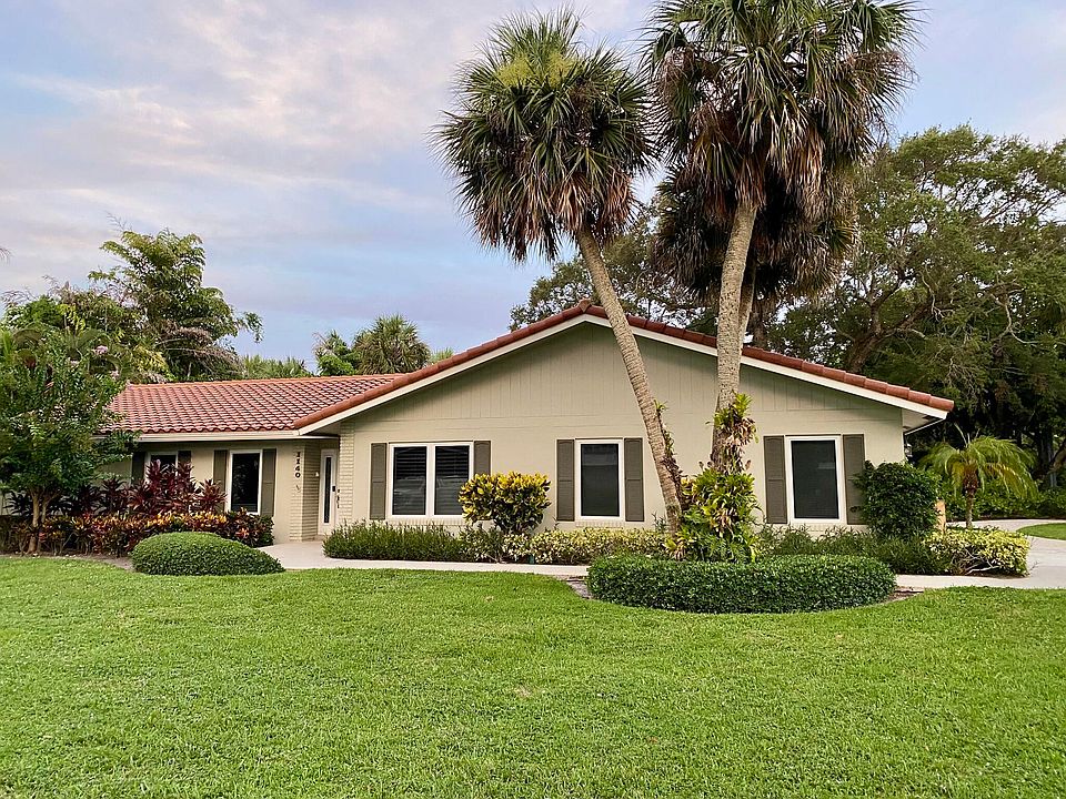 2nd image of 1140 SW 15th St