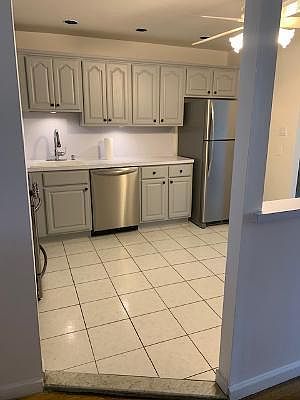 1st image of 1569 85th St #2
