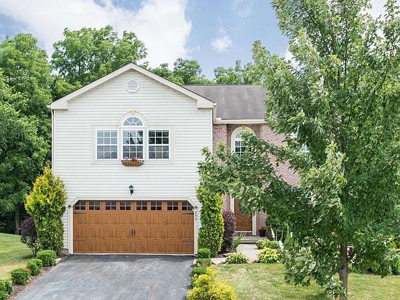 2nd image of 295 Pinecrest Dr