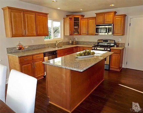 4th image of 2161 El Monte Dr