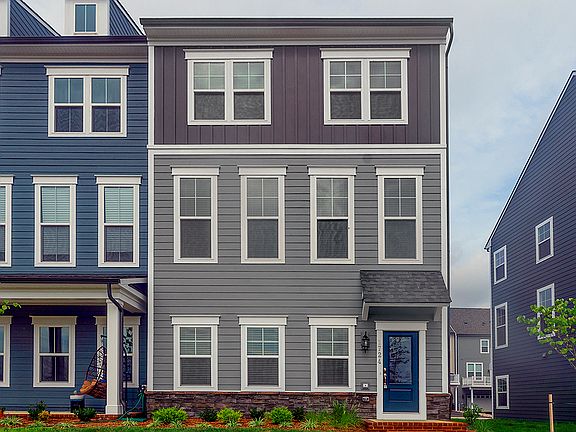 2nd image of 1724 Autumn Maple Leaf Dr