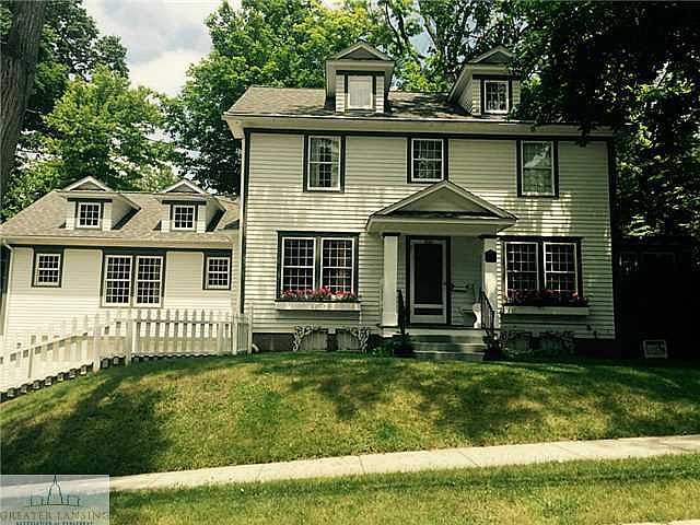 1st image of 300 E Wildwood Dr