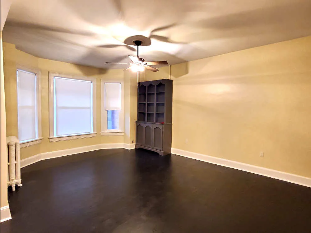 1 bed, 1125 sqft, $1,400 — Photo 3